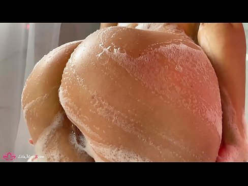 ❤️ Brunette o ipholla litho tsa botona kapa botšehali ho li khotsofatsa Pussy e nang le Vibrator ho ea ho Intense Orgasm in Shower Lintho tsa bootsoa tsa boleng ho st.analpics.ru ❤